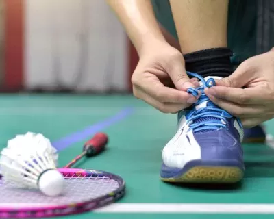 CÁCH CHỌN VÀ BẢO QUẢN GIÀY CẦU LÔNG CÓ THỂ BẠN CHƯA BIẾT?