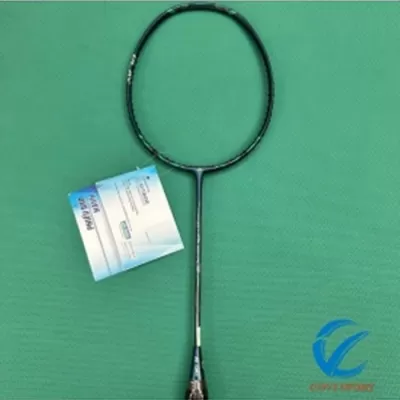 Những lưu ý quan trọng khi chọn vợt cầu lông