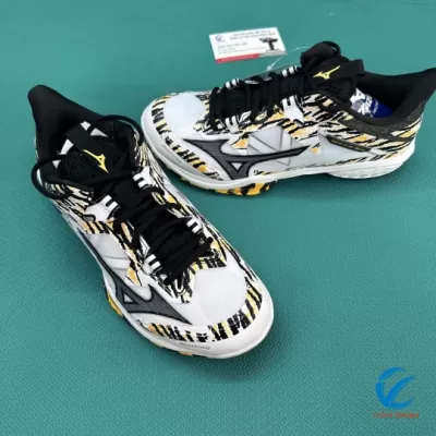 Shop bán giày cầu lông Mizuno nơi sở hữu những thiết kế đẹp mắt