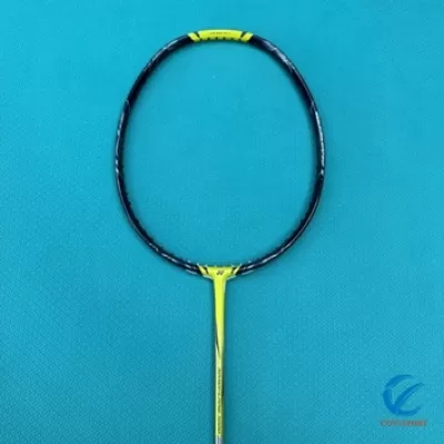 Gợi ý top 5 vợt cầu lông Yonex tốt nhất được nhiều người ưa chuộng
