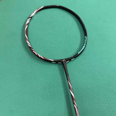 Sự nổi bật của vợt cầu lông Yonex