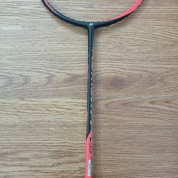 Vợt cầu lông Yonex Astrox 77 đỏ chính hãng