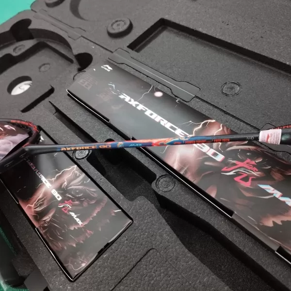 Vợt cầu lông Lining Axforce 90 Tiger Max Limited Chính Hãng