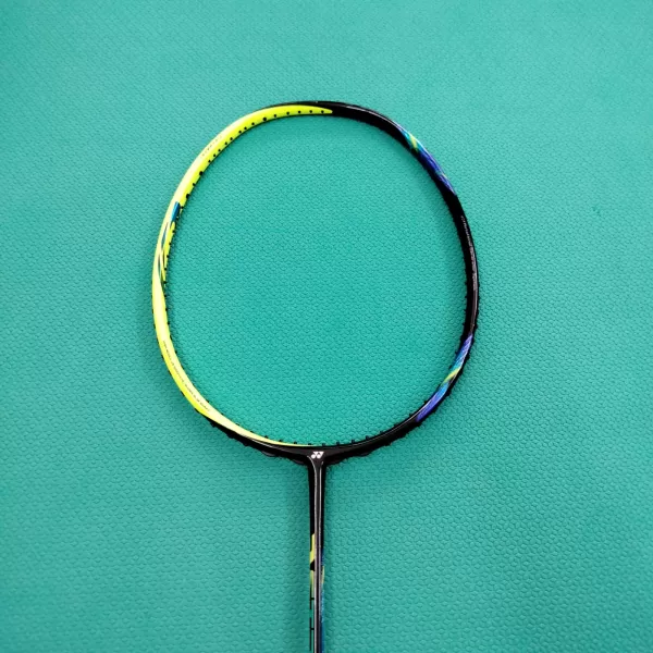 Vợt Cầu Lông Yonex Astrox 77 Xanh Chuối Chính Hãng