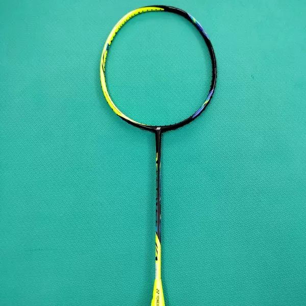Vợt Cầu Lông Yonex Astrox 77 Xanh Chuối Chính Hãng