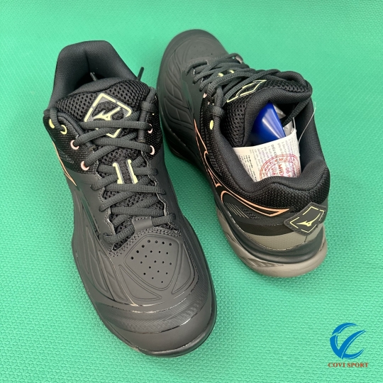 Shop bán giày cầu lông Mizuno