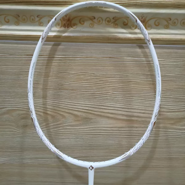 Vợt Cầu Lông Kumpoo K520 Trắng